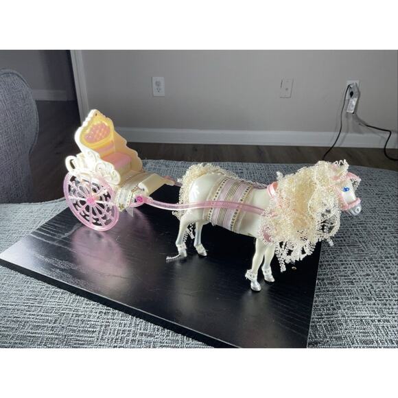 Vintage Mattel Barbie 1997 Princess Kelly Pony & Carriage - RARE Collectible - Picture 1 of 9